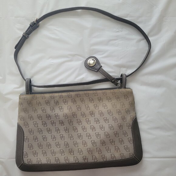 Vintage Dooney & Bourke Slim Zip Top HO23 - Picture 2 of 16